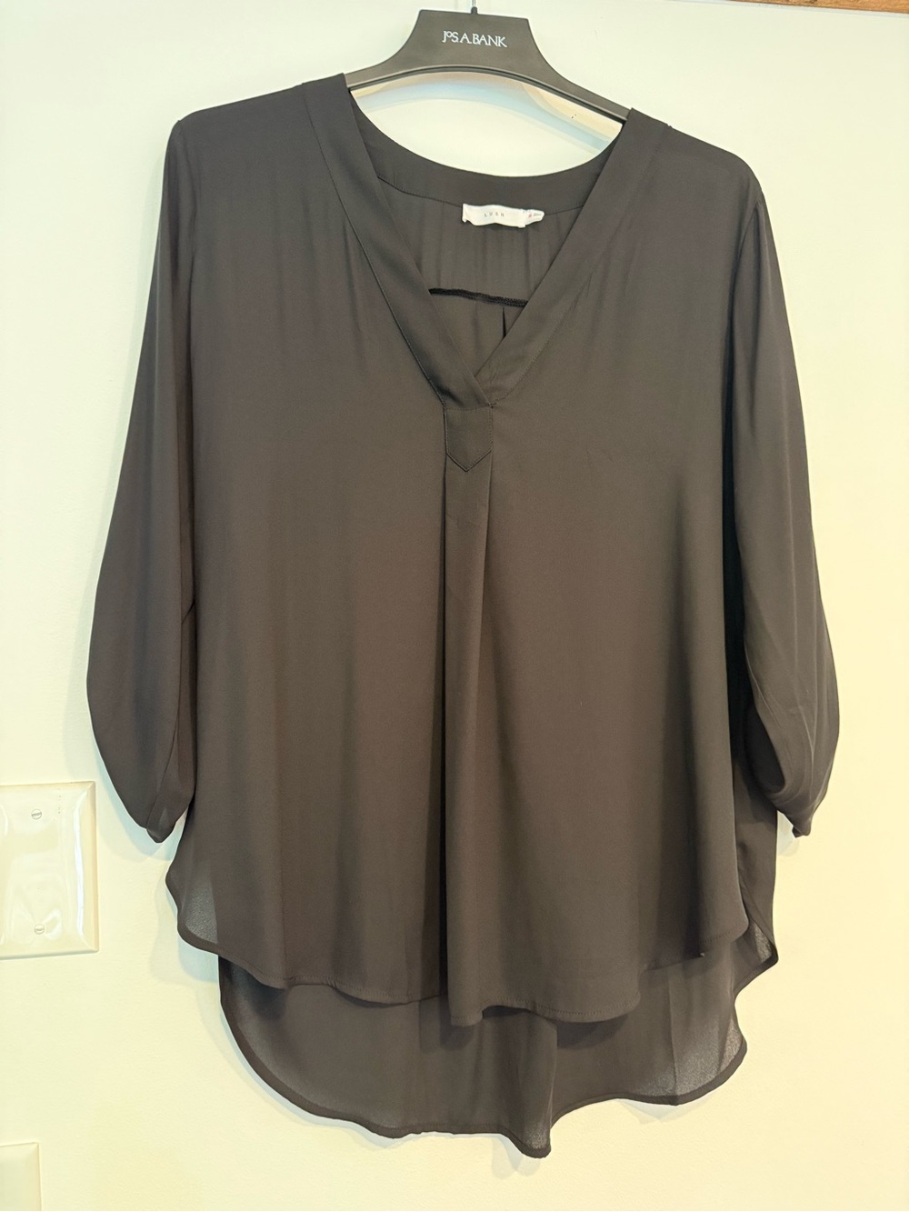 Lush Black V-Neck Tunic Blouse